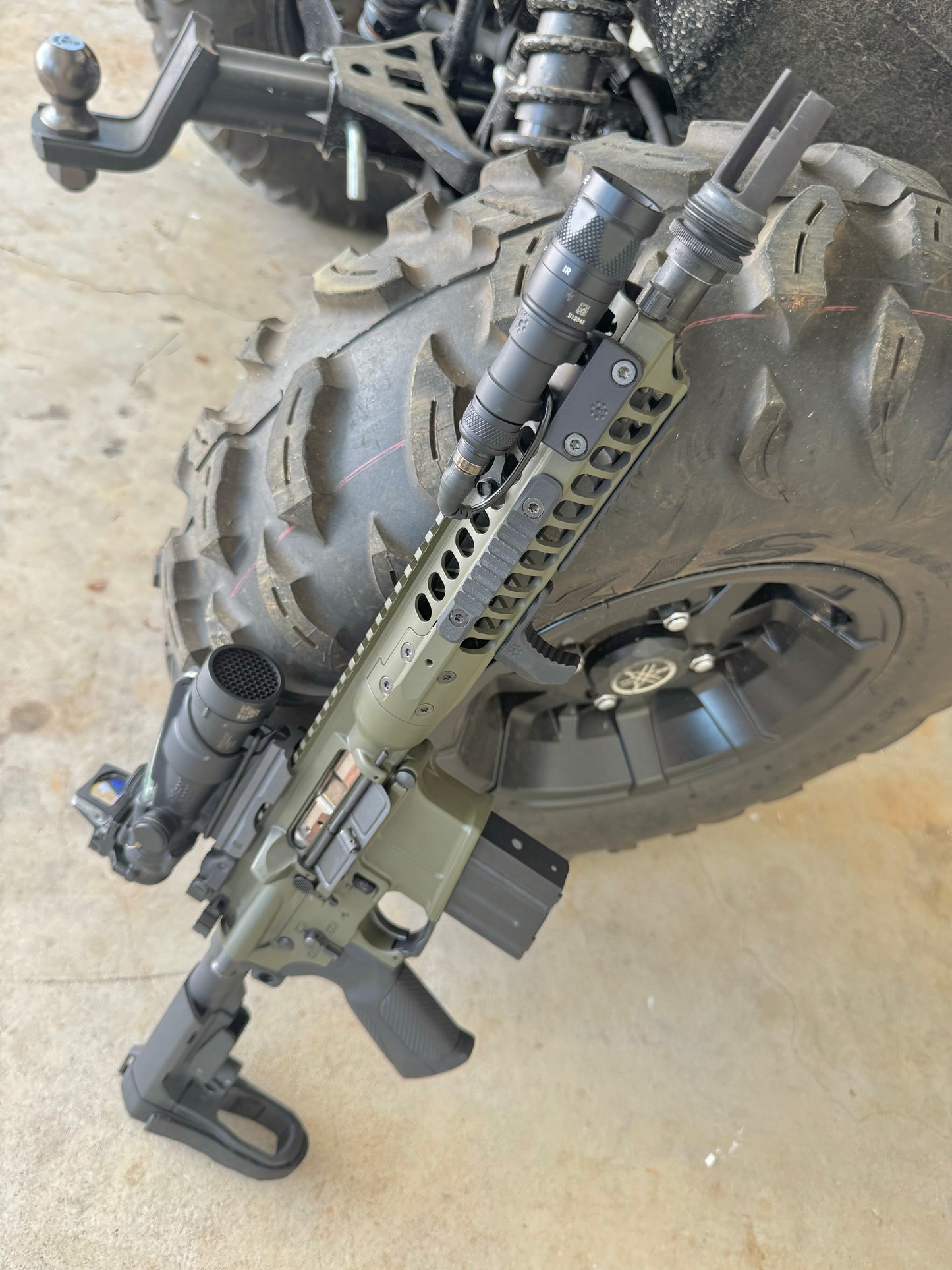Treaddur Tech – LWRC Compatible G10 Rail Panels & Accessories